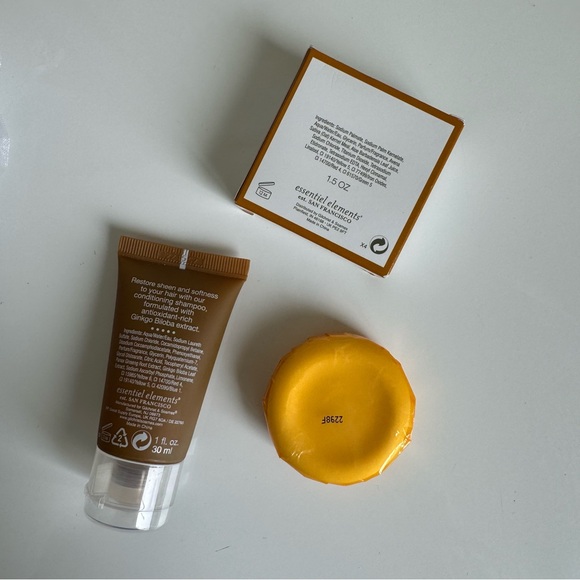 Essential Elements Travel Pack - Picture 3 of 3